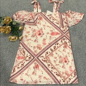 🌺nwt Wildfire cold shoulder flower dress🌺